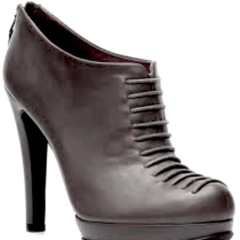 MRKT Jocelyn black leather ankle boots